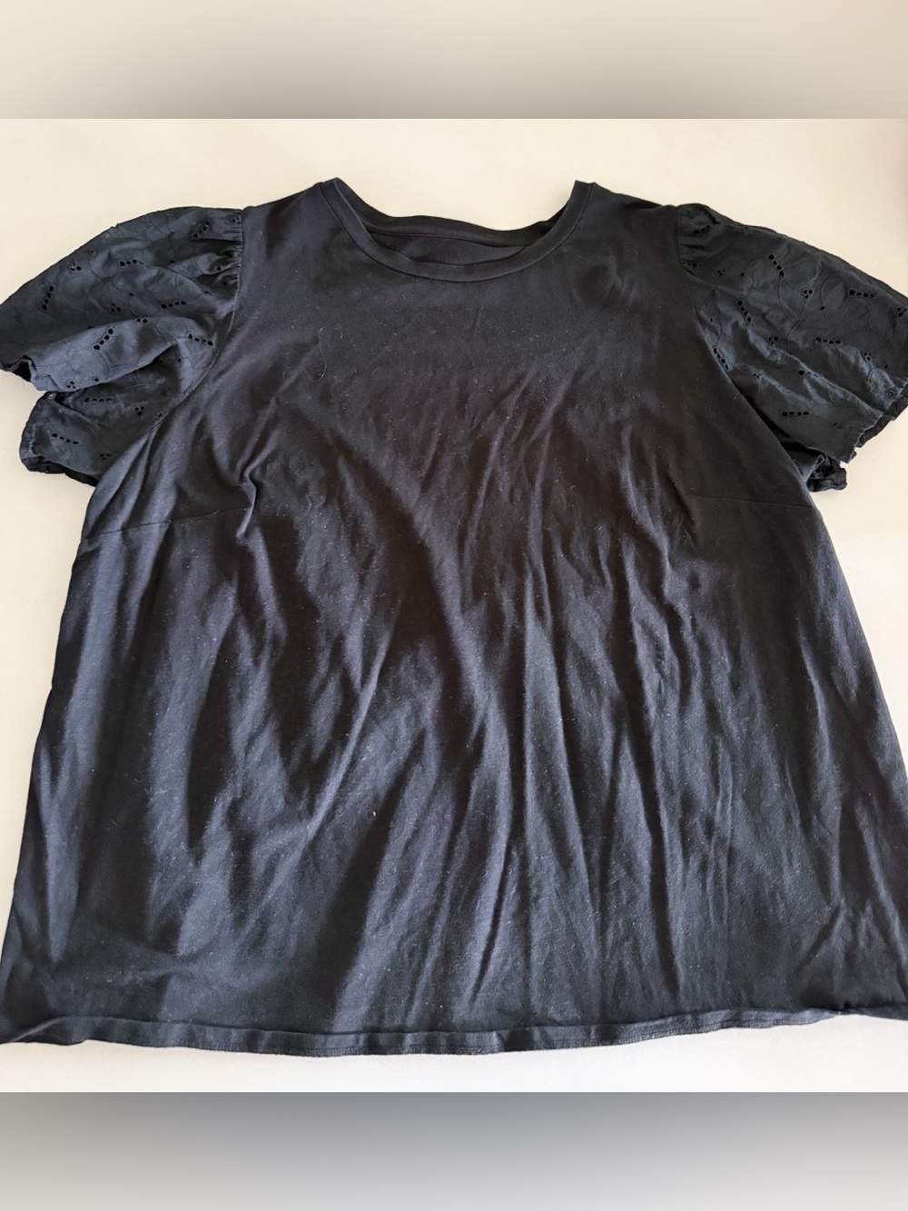 a new day Black Short-Sleeve Women’s Tee with Eyelet Puff Sleeves